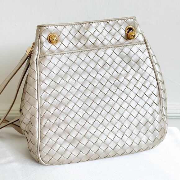 Bottega Veneta Shoulder Bag - Picture 6 of 16